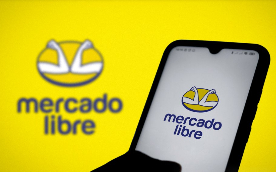 美客多半托管玩法